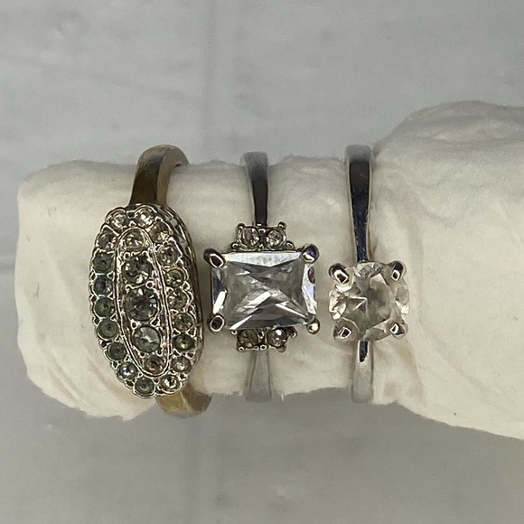 Vintage Rings - Gold 1 / Silver 2 - Picture 2 of 5